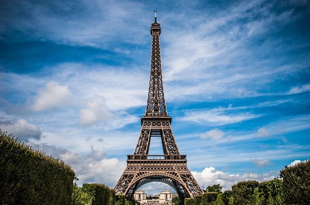 Teambuilding activity in Paris